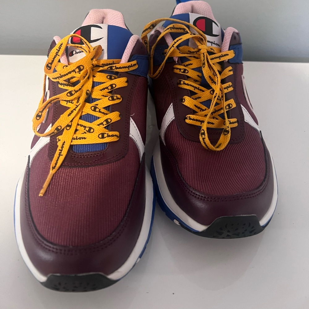 Champion Sneakers